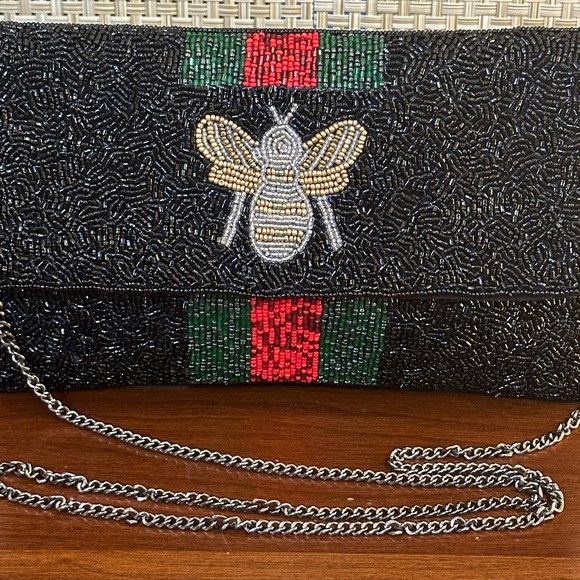 🌟HP🌟🐝Queen Bee Black Green Red Stripe Seed Bead Crossbody Clutch - Picture 3 of 14